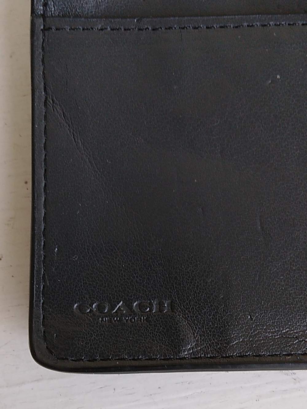 Coach Black Leather Wristlet Card Holder with Gold Logo - Picture 6 of 10